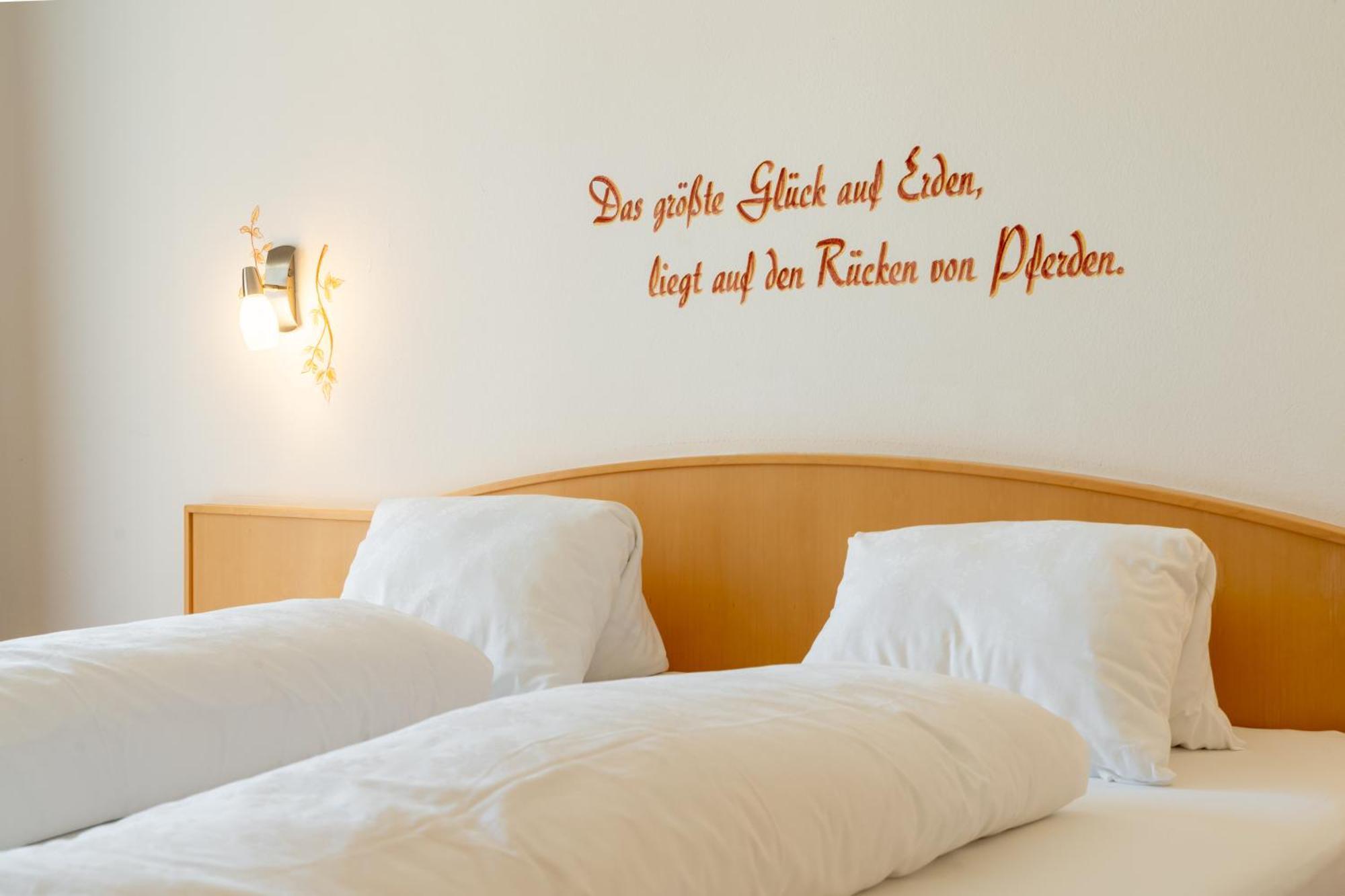 Hotel Stampferhof Weissensee Esterno foto